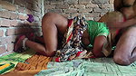 Bangali bhabhi doggy style me apne pati ka lund chus ke chudai karwayi.indian Desi beautifull sexy aunty ki romantic chut chudai