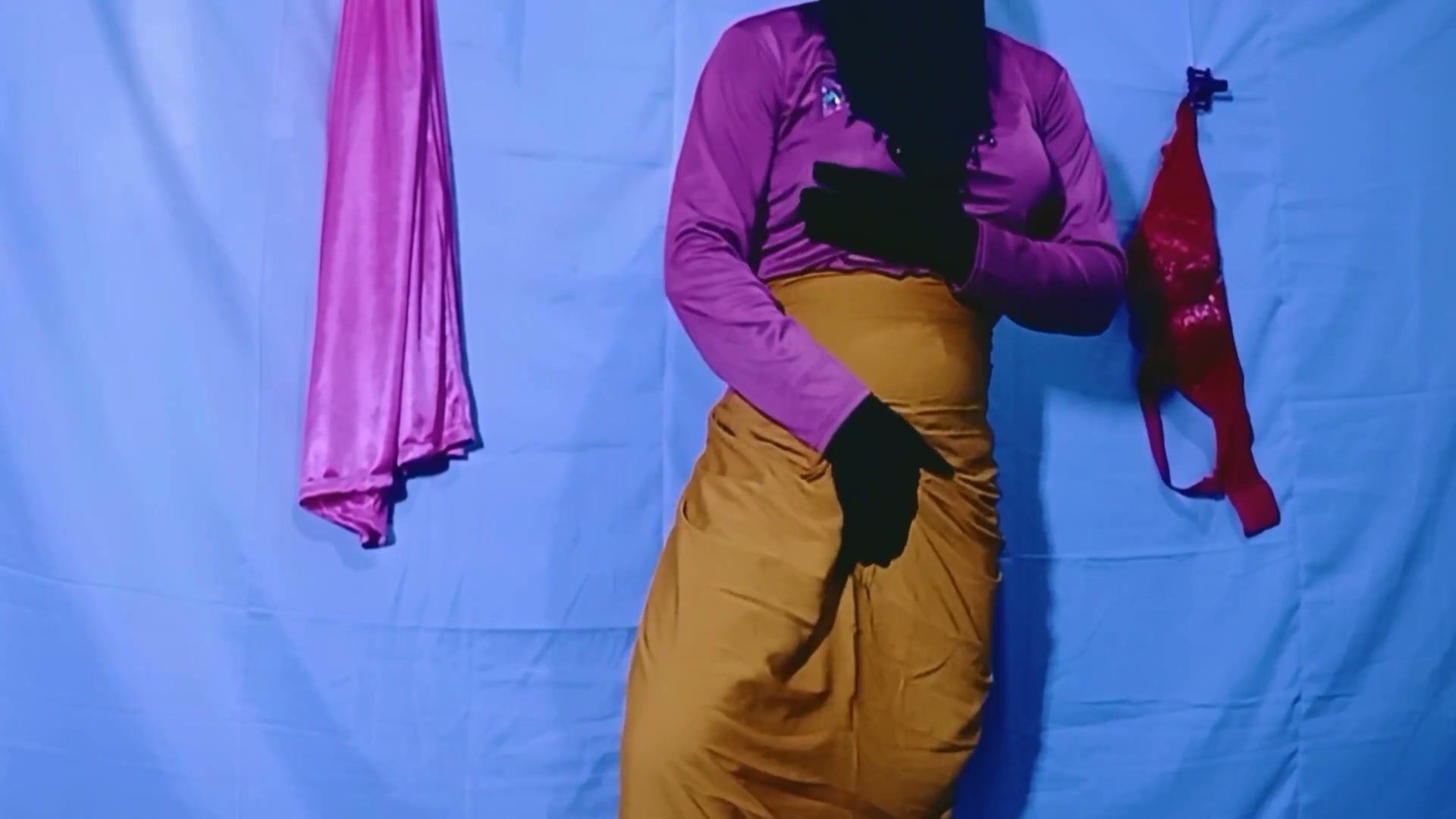Frame 9