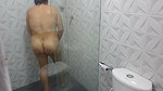 I interrupt my stepmom’s shower so she can suck my cock, I love how she does it