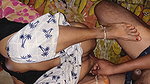 Ritu ne apni padosi ke sath liya kiss , hot xxx video