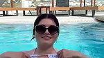 She aint gonna drown with those floaters.mp4 3