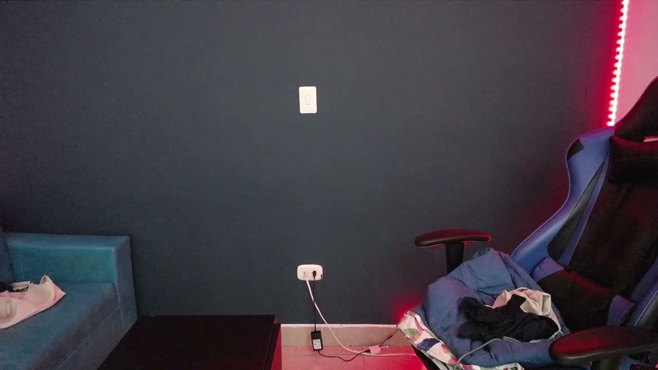 Frame 4