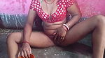 Poonam Bhabhi quenches her thirst with cucumber part, 1