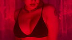 INSTA THOT SEXY BABE SOFIA ANSARI AMPLE CLEAVAGE SHOW
