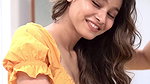 LOVELY BABE YUMMY DEEP CLEAVAGE TEASE SHOW