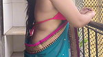 SEXY BHABHI TOO SIZZLING IN BRA BLOUSE SAREE SEDUCTIVE VIEW