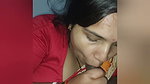 Indian bhabhi sucking in handsjob and cream