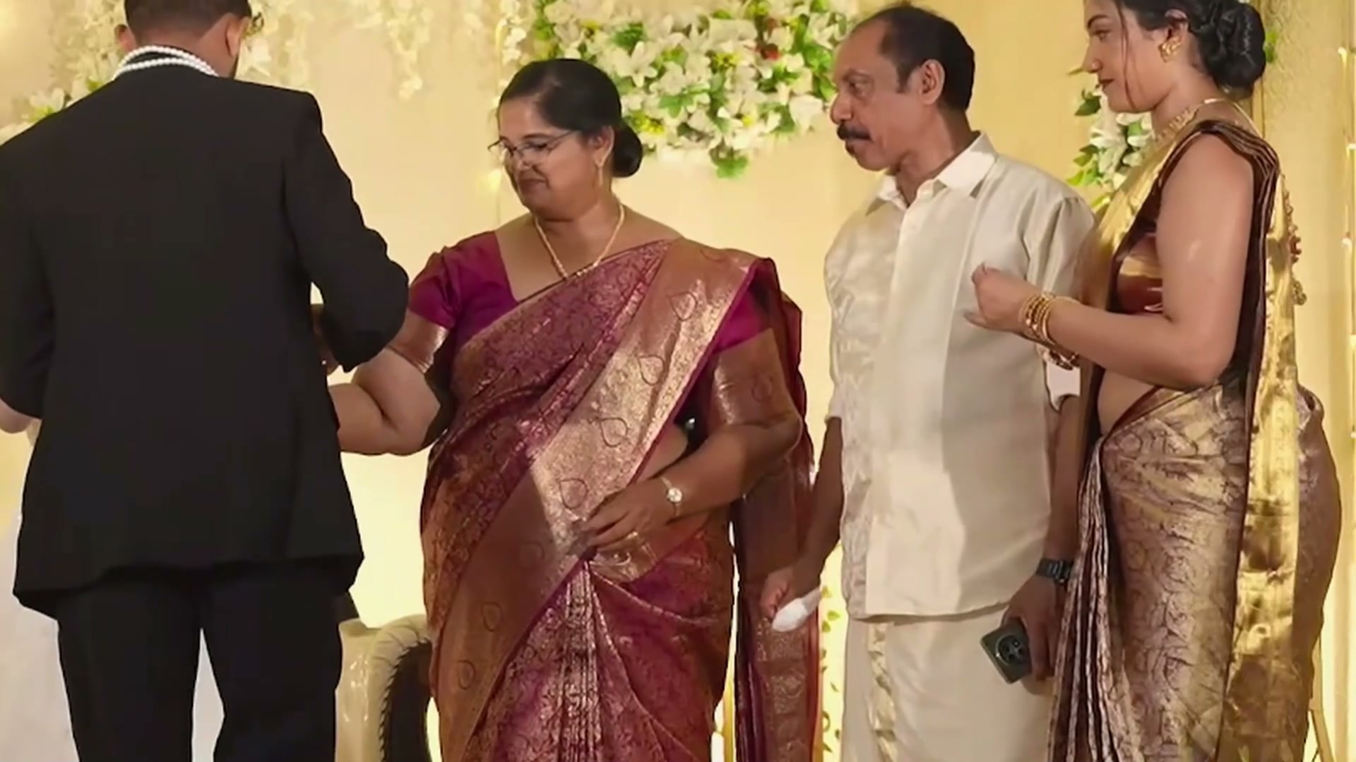 Frame 10