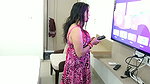 TV banane wale mechanic me hi bhabhi ko bur me chod Diya bed par doggy style me
