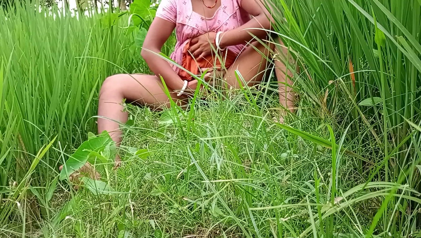 Hindi audio You go to eat rice bhabhi pussy He finished sex with his fingers