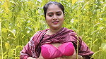 Video of Fucking a Beautiful Desi Girl While Eating Jute