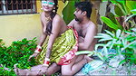 Bhabhi ko kela ke khet me bulakar choda