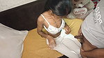 Desi bhabhi lund ko chush rhi ho or maze bhi utha rhi gai