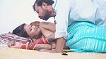 Rakshabandhan ke deen soteli bahan ko gift n dekr chod diya