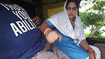 A beautiful Indian Stanger girl sucked my dick ,when I was masturbating inside the auto
