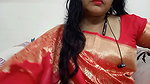 Naukar ne malkin ko nude video call karte samay pakad liya