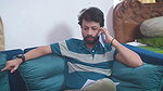 Sahar ki ladki ko padhane ke liye apne ghar bulake chod diya