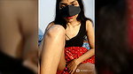 Hot Bhabhi Wearing A Saree Show Her Sexy Back 1