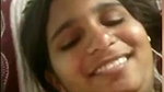 Desi Girl Shows Her Boobs