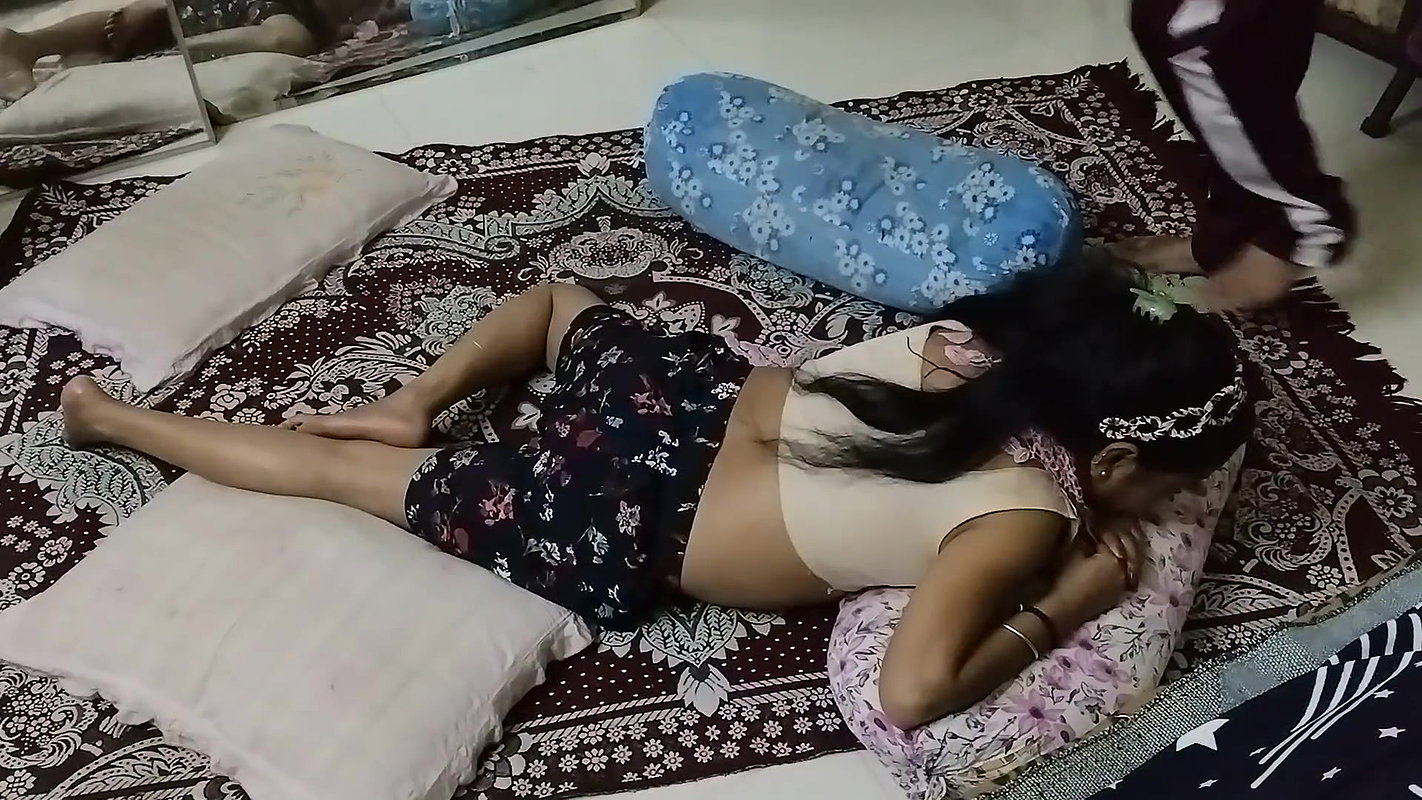 1st part sexy’ bhabhi sucking foreplay her step father hot nipple tiny pussy boobs