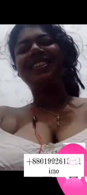 Desi Sexy Girl Squeezing Boobs