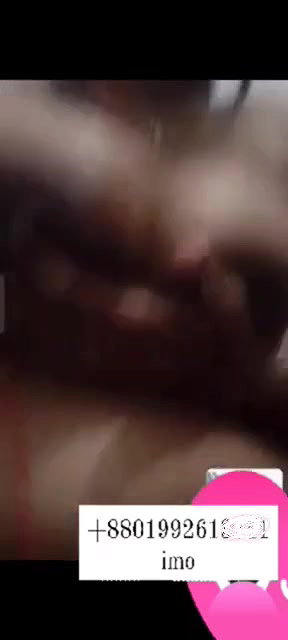 Desi Sexy Girl Squeezing Boobs