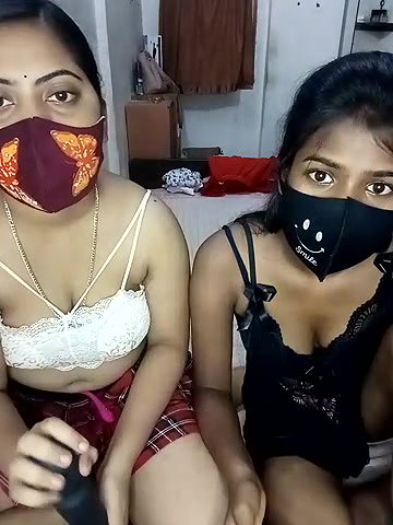 Stripchat-Public.Show-f-sexysoumi-2024.06.10.173038