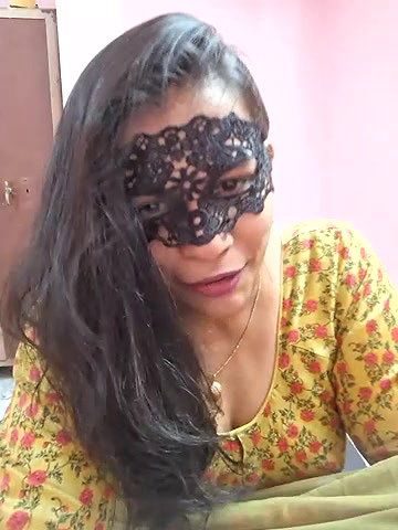 Stripchat-Public.Show-f-RADHAhot2-2024.06.30.030812