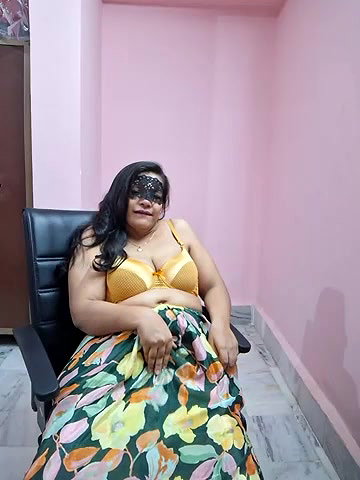 Stripchat-Public.Show-f-RADHAhot2-2024.06.20.121852