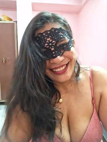 Stripchat-Public.Show-f-RADHAhot2-2024.05.26.024448