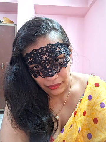 Stripchat-Public.Show-f-RADHAhot2-2024.05.19.115722