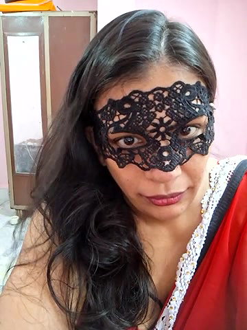 Stripchat-Public.Show-f-RADHAhot2-2024.05.02.062911