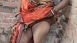 Desi Mature Shy Bhabhi Showing Boobs Pussy in Outdoor