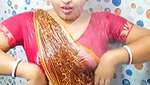 Desi Mature horny aunty wet