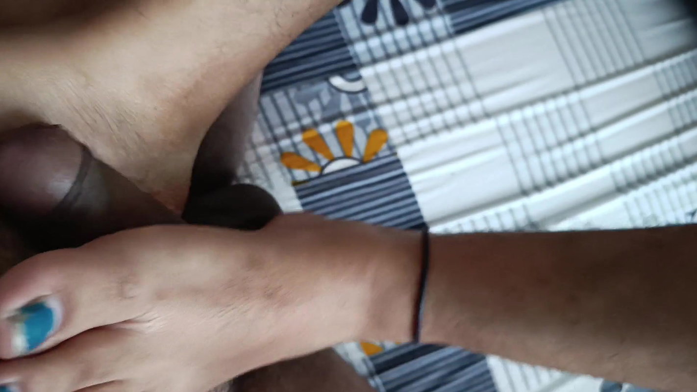 My Mallu Slut Wife Doing Foot Job with Me, Mallu Wife Enjoying Foot Job, Mallu Slut Wife Loving Pennis,