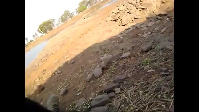 desi villaga bhabhi sucking cock in open near river