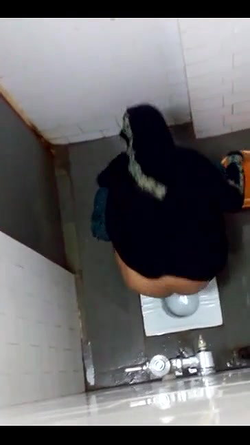 hidden camera in ladies toilet 4