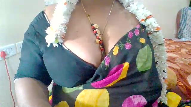 Stripchat-Public.Show-c-archanatelugu9-2024.10.02.192502