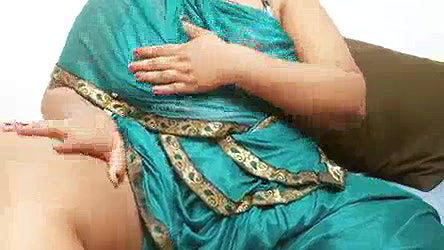 Iran woman showing sexy boobs