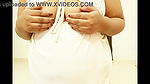 Indian maid showing boobs(1)