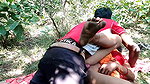 jungle mein Akeli thi aunty Apni ke Mota land dekhkar chut machalne Laga phir aunty apna khul kar gand dikha diya jungle me