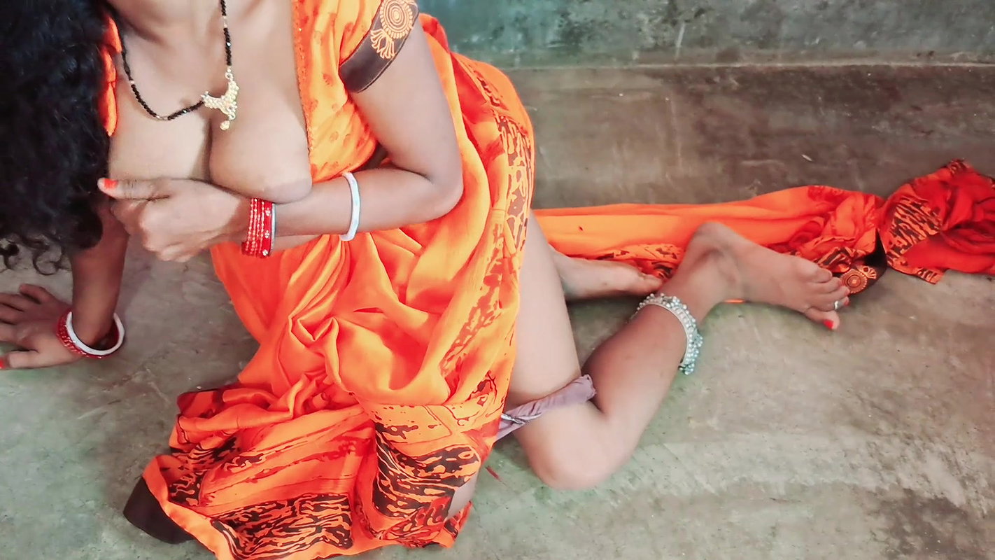Pakistani Muslim girl with hindustani boyfriend