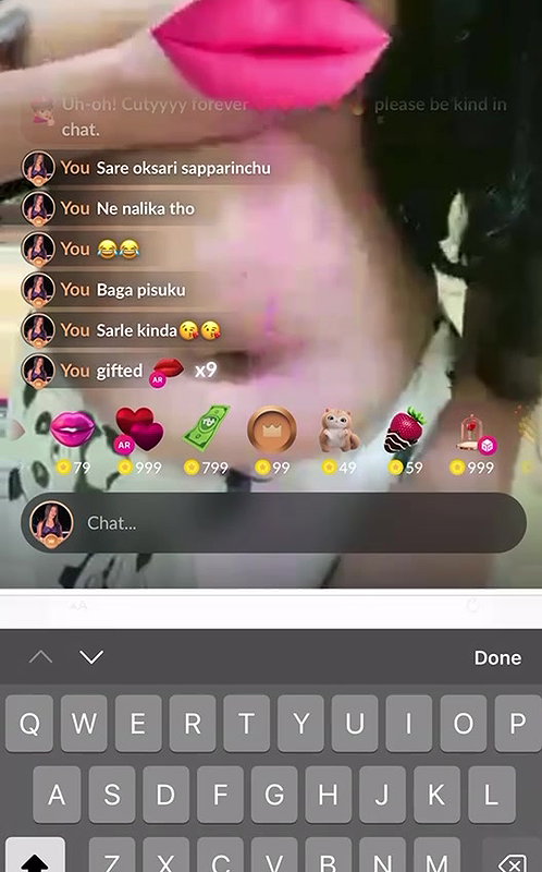 BEAUTIFUL HOT INDIAN MILF  LIVE BOOBS SHOW
