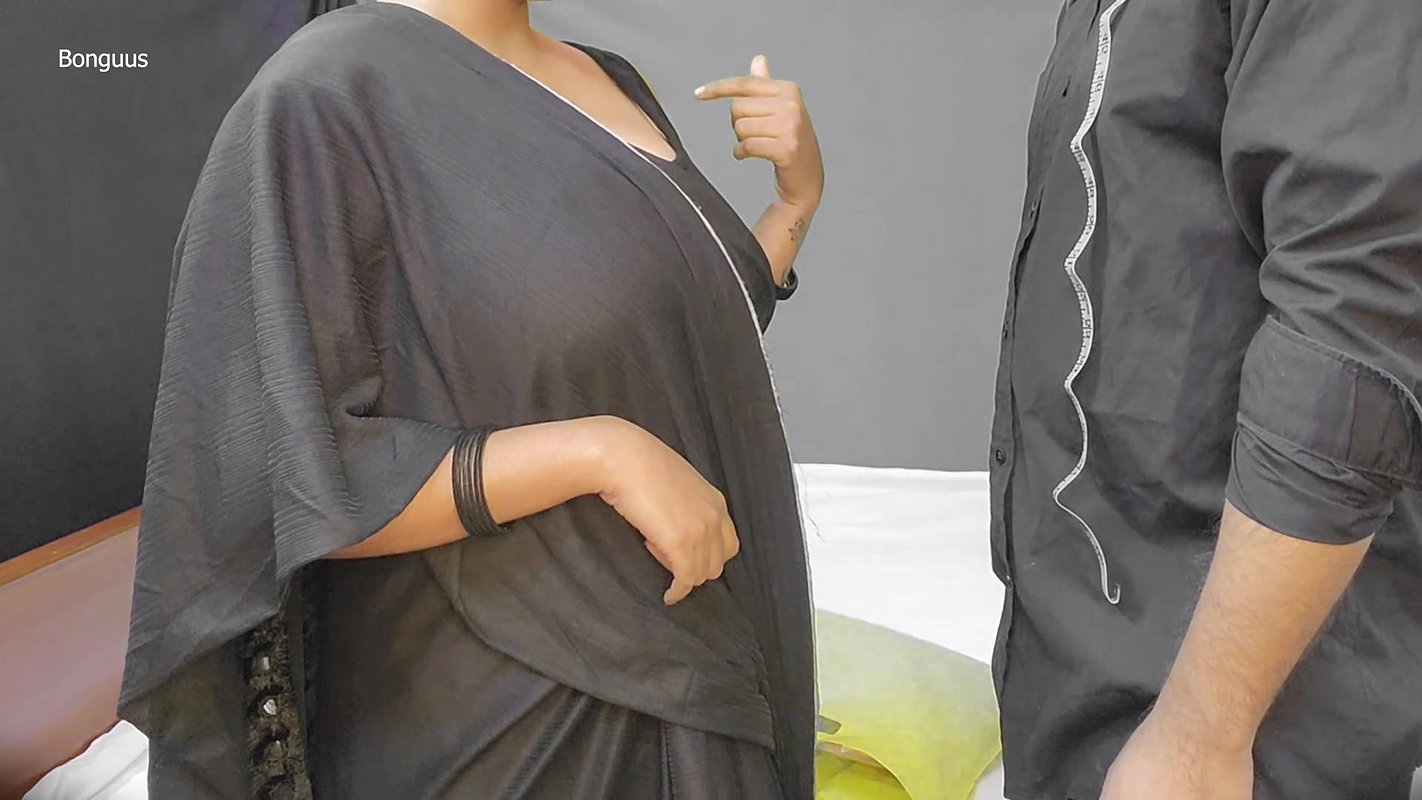 Riya Bhabhi Got Fucked by Dress Tailor