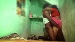 Tamil Aunty Cheating in Bathroom