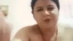 Mature bhabhi on vc,satisfying to lover