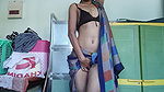 Very hot Desi girl in saree