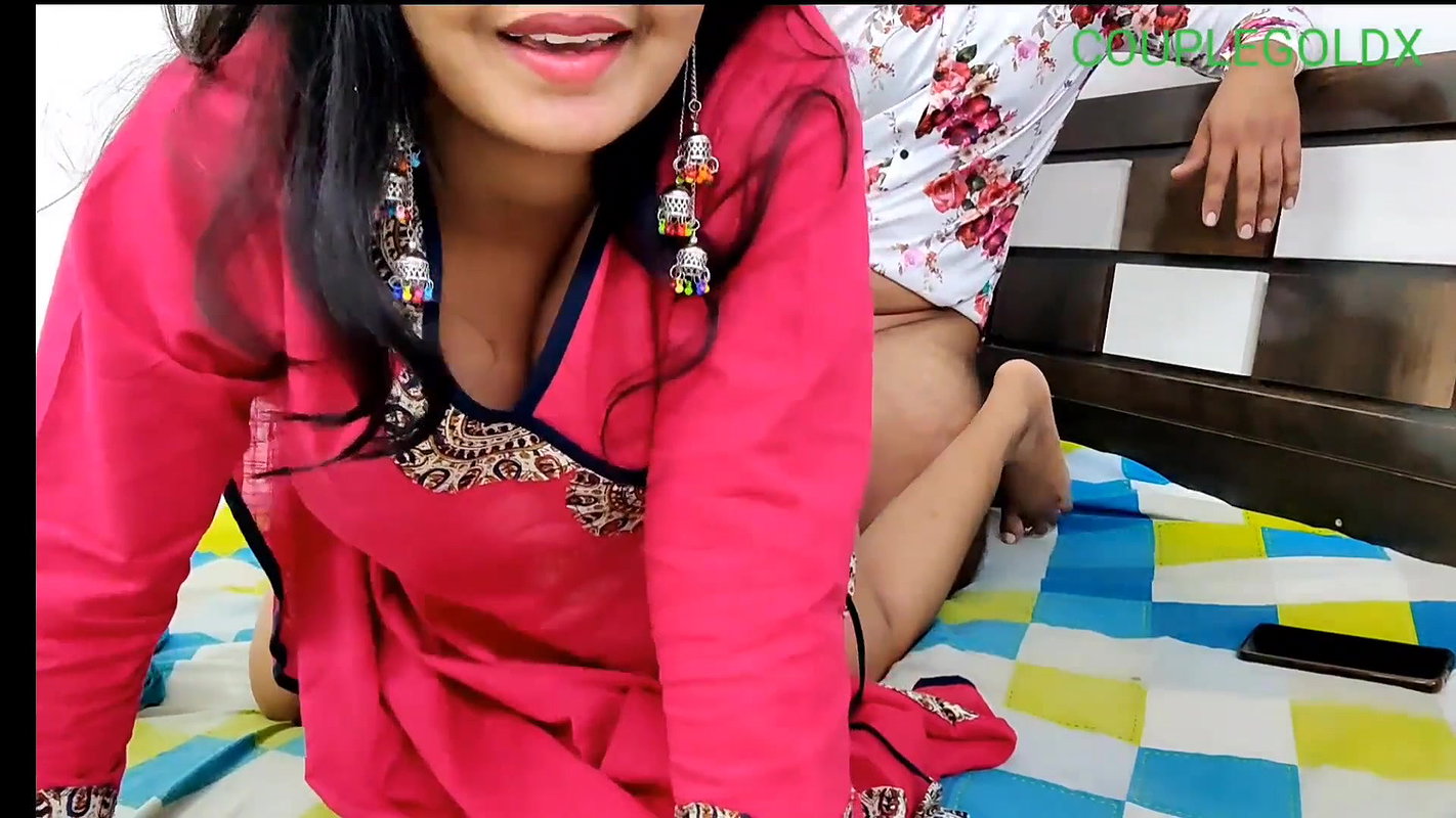 Komal invited her college friends to her house and got them fucked