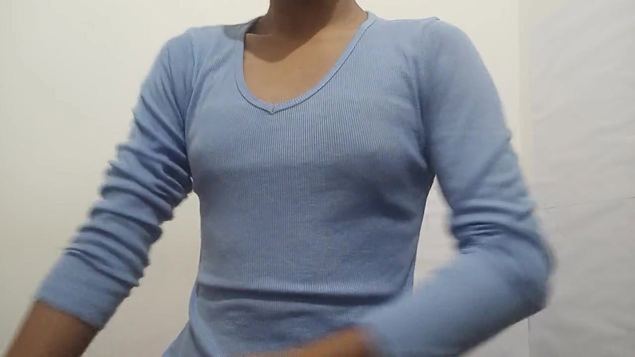 Indian girl solo masturbation and orgasm video. Desi Girl Fun