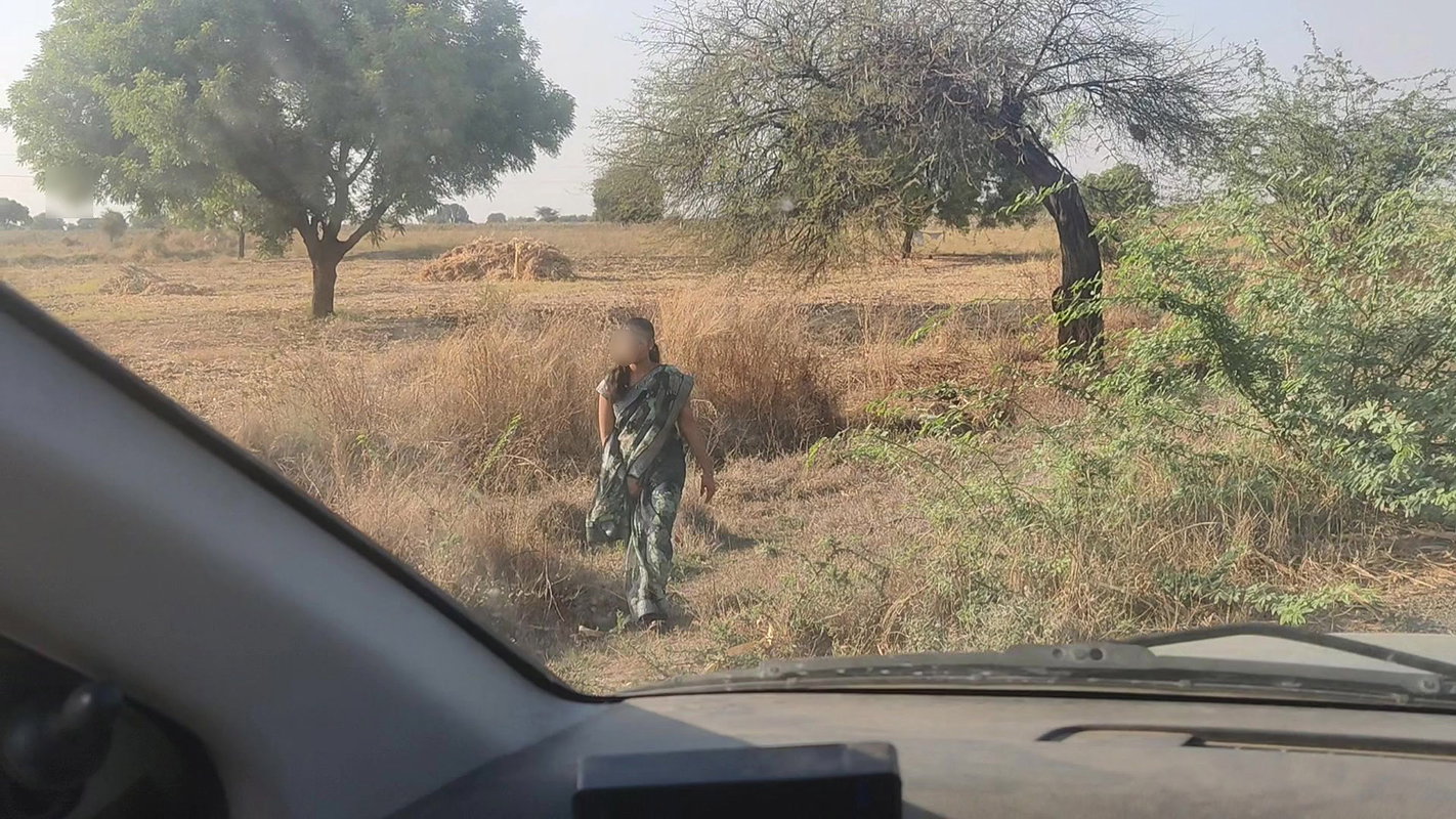 A Girl Was Urinating on the Road, Called Her Into the Car and Hit Her